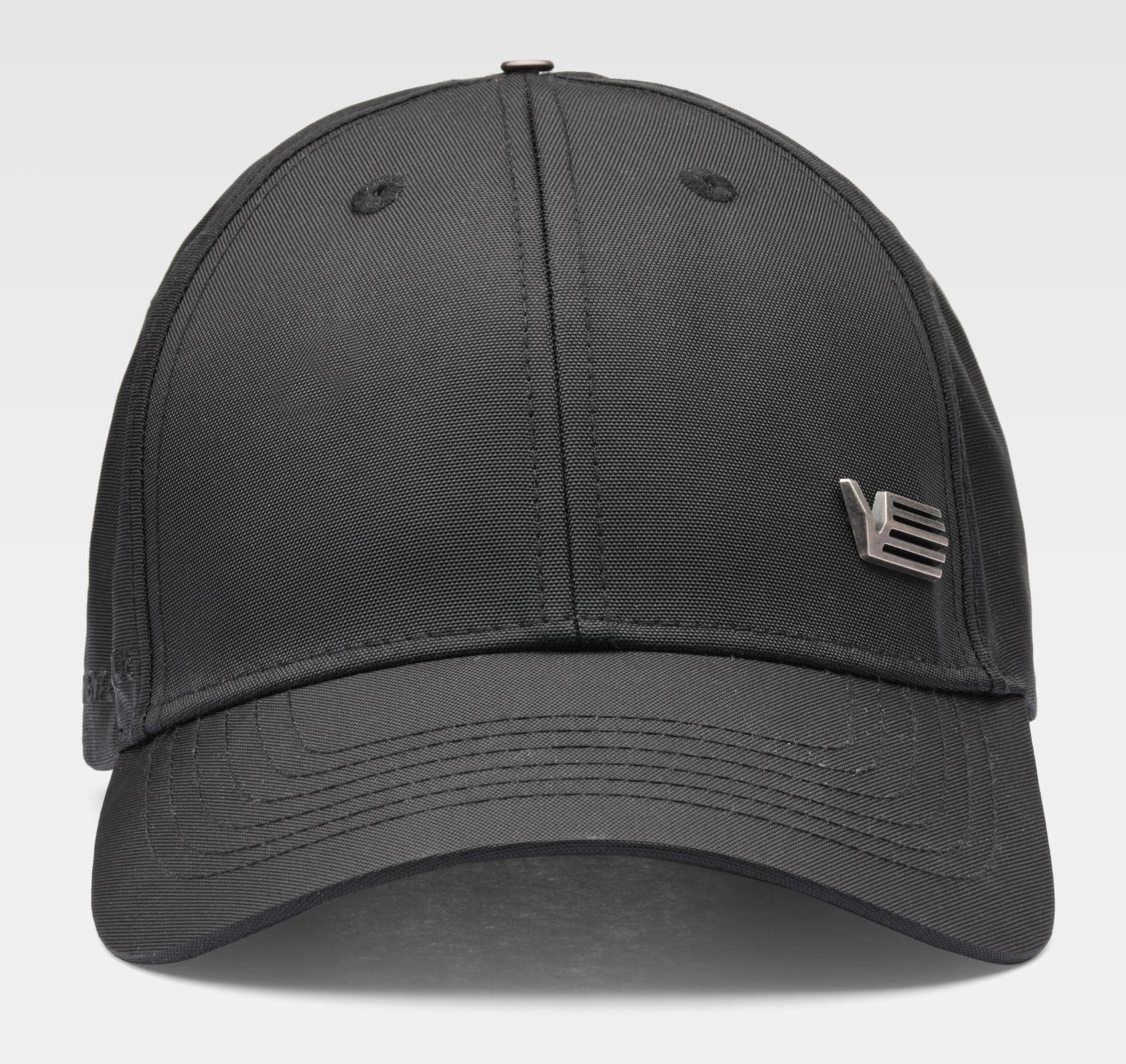 Black cap with metallic logo
